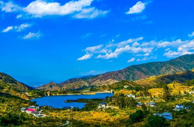 生態(tài)環(huán)境部：審議并原則通過《關(guān)于進(jìn)一步推進(jìn)農(nóng)村生活污水治理的指導(dǎo)意見》等標(biāo)準(zhǔn)